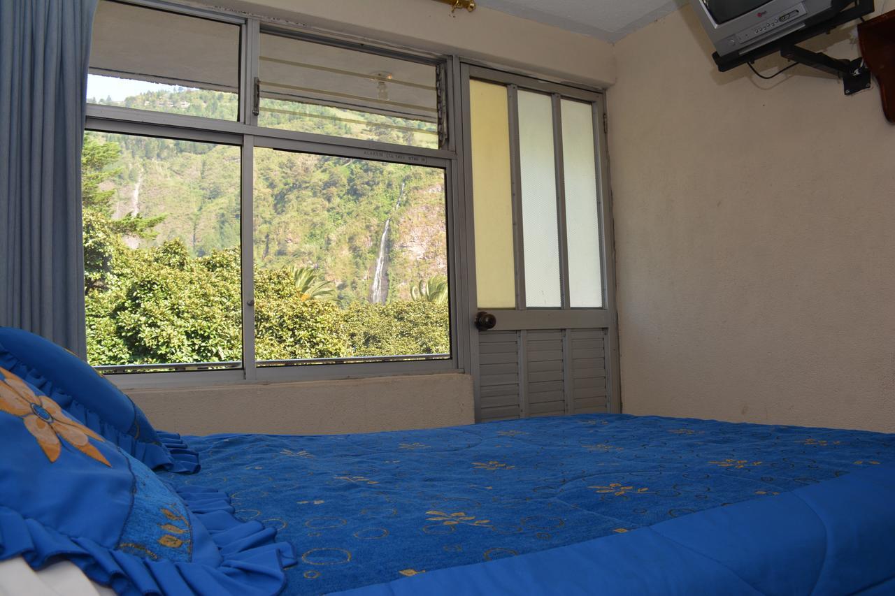 Hotel Elvita Alborada 巴尼奥斯 外观 照片
